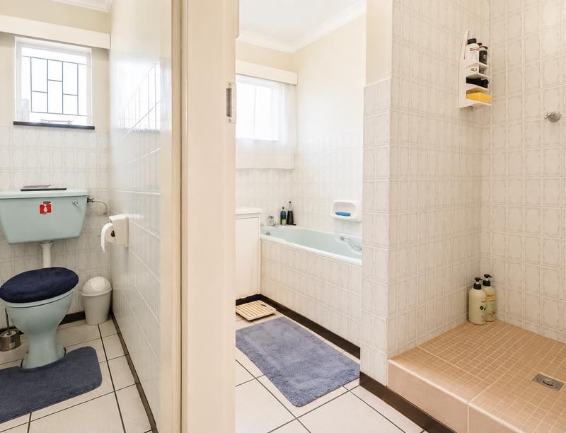5 Bedroom Property for Sale in Helicon Heights Free State
